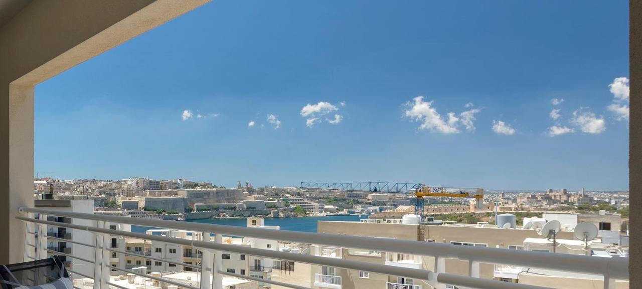 Luxury Apartment Inc Pool & Views Σλιέμα Εξωτερικό φωτογραφία